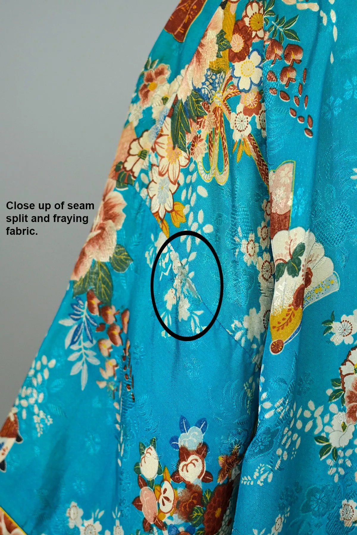 1940s Hand Printed Rayon Kimono Robe made in Japan
