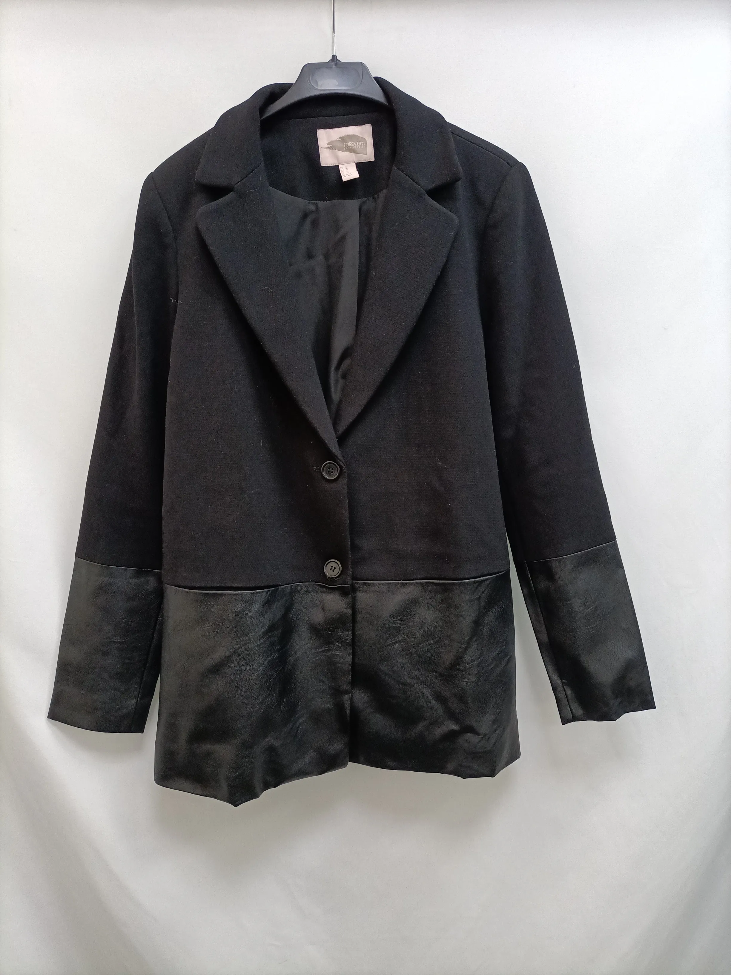 FOREVER21.Blazer negra doble textura T.M