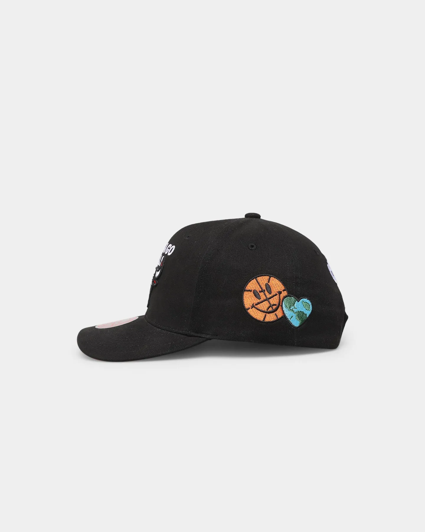 Mitchell & Ness Chicago Bulls 'City Love' Pro Crown Snapback Original Team Colours