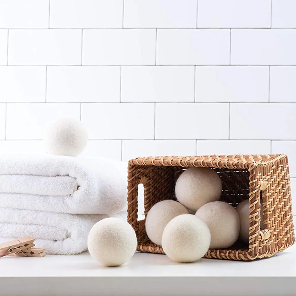 Wool Dryer Balls Set of 6   3 Essential Oils